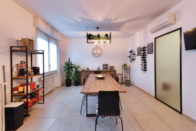 Appartamento in vendita a Garbagnate Milanese