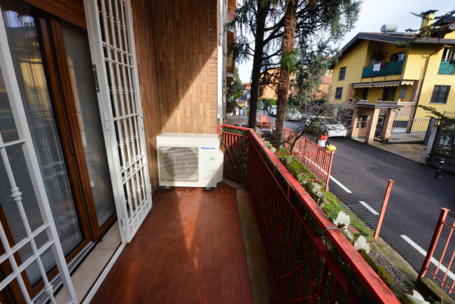 Appartamento in vendita a Garbagnate Milanese