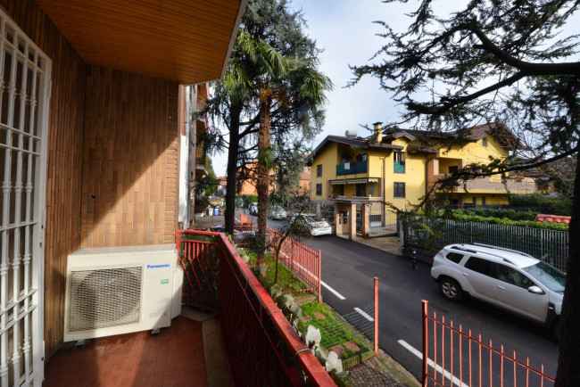 Appartamento in vendita a Garbagnate Milanese