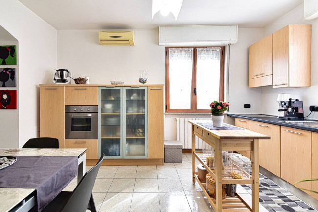 Appartamento in vendita a Ceriano Laghetto