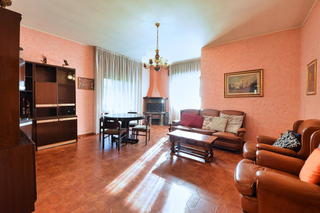 Villa in vendita a Ceriano Laghetto