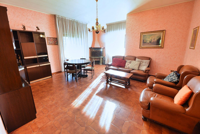 Villa in vendita a Ceriano Laghetto