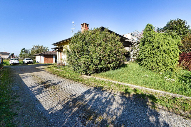 Villa in vendita a Ceriano Laghetto
