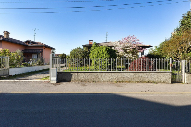 Villa in vendita a Ceriano Laghetto