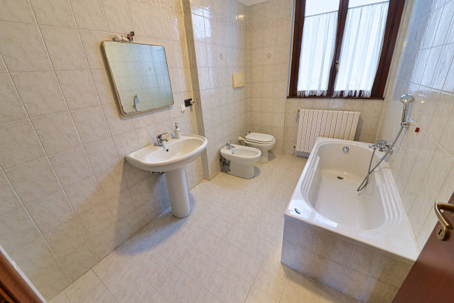 Appartamento in vendita a Solaro