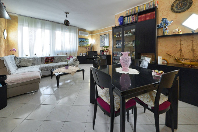 Appartamento in vendita a Limbiate