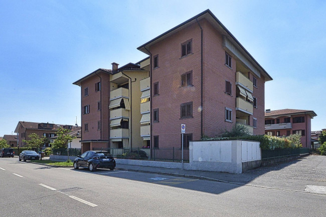 Appartamento in vendita a Solaro