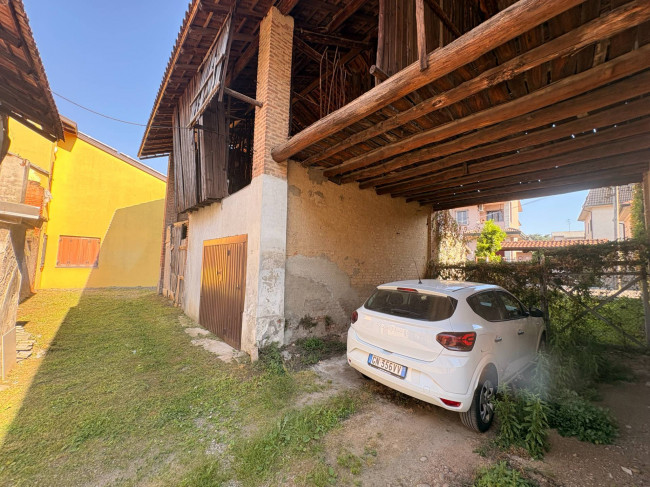 Rustico in vendita a Solaro