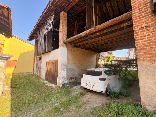 Rustico in vendita a Solaro