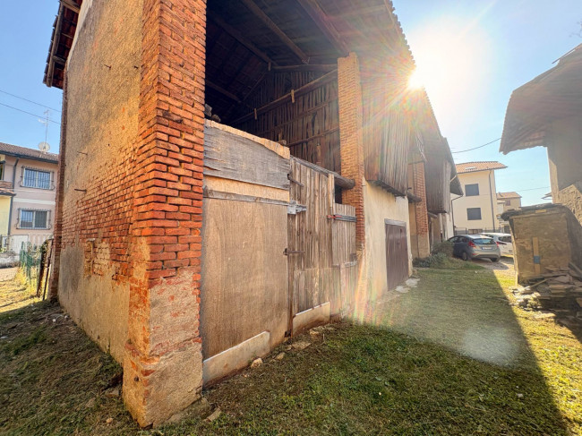 Rustico in vendita a Solaro