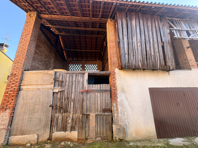 Rustico in vendita a Solaro