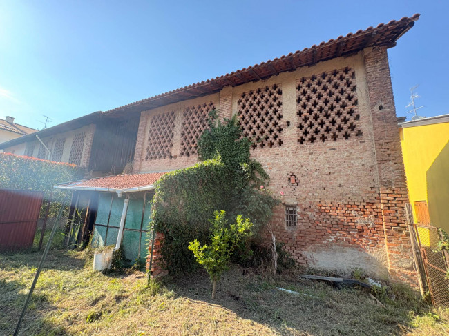 Rustico in vendita a Solaro