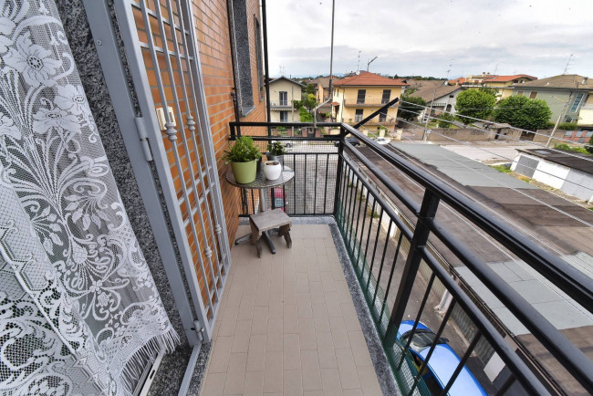 Appartamento in vendita a Solaro