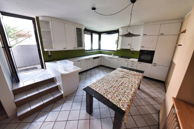 Casa singola in vendita a Solaro