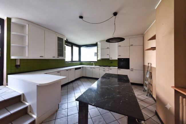 Casa singola in vendita a Solaro