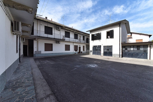 Casa singola in vendita a Solaro