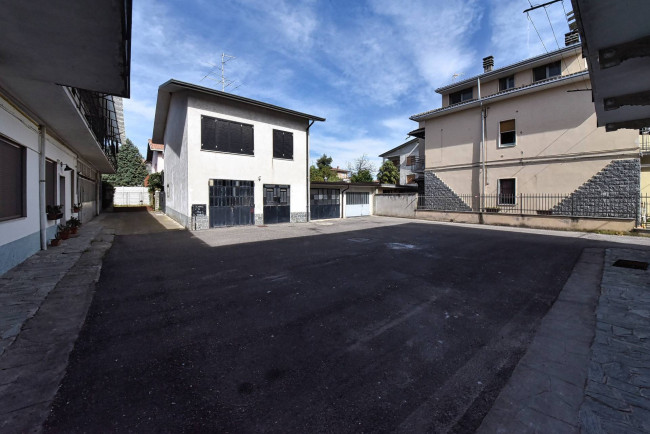 Casa singola in vendita a Solaro