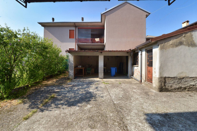 Villa in vendita a Solaro