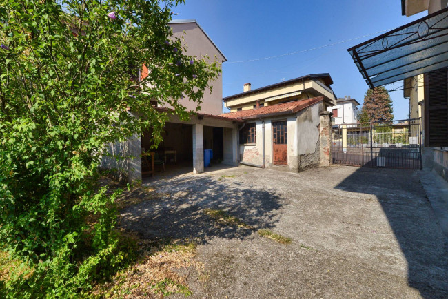 Villa in vendita a Solaro