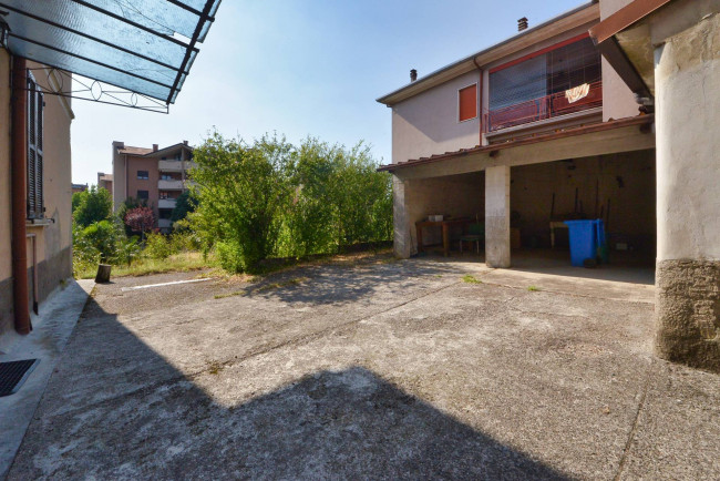 Villa in vendita a Solaro