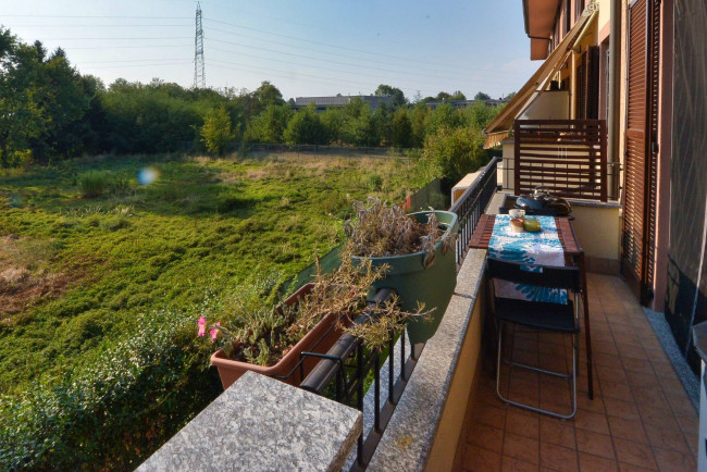 Appartamento in vendita a Caronno Pertusella