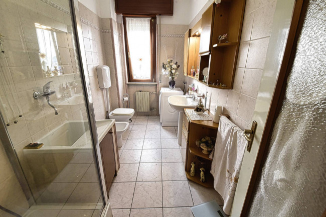 Appartamento in vendita a Limbiate