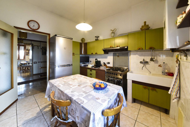 Appartamento in vendita a Limbiate