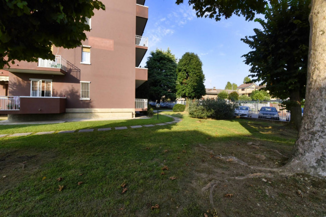 Appartamento in vendita a Limbiate
