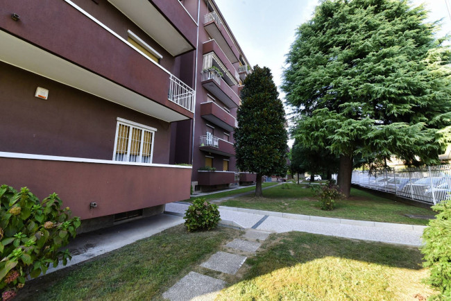 Appartamento in vendita a Limbiate