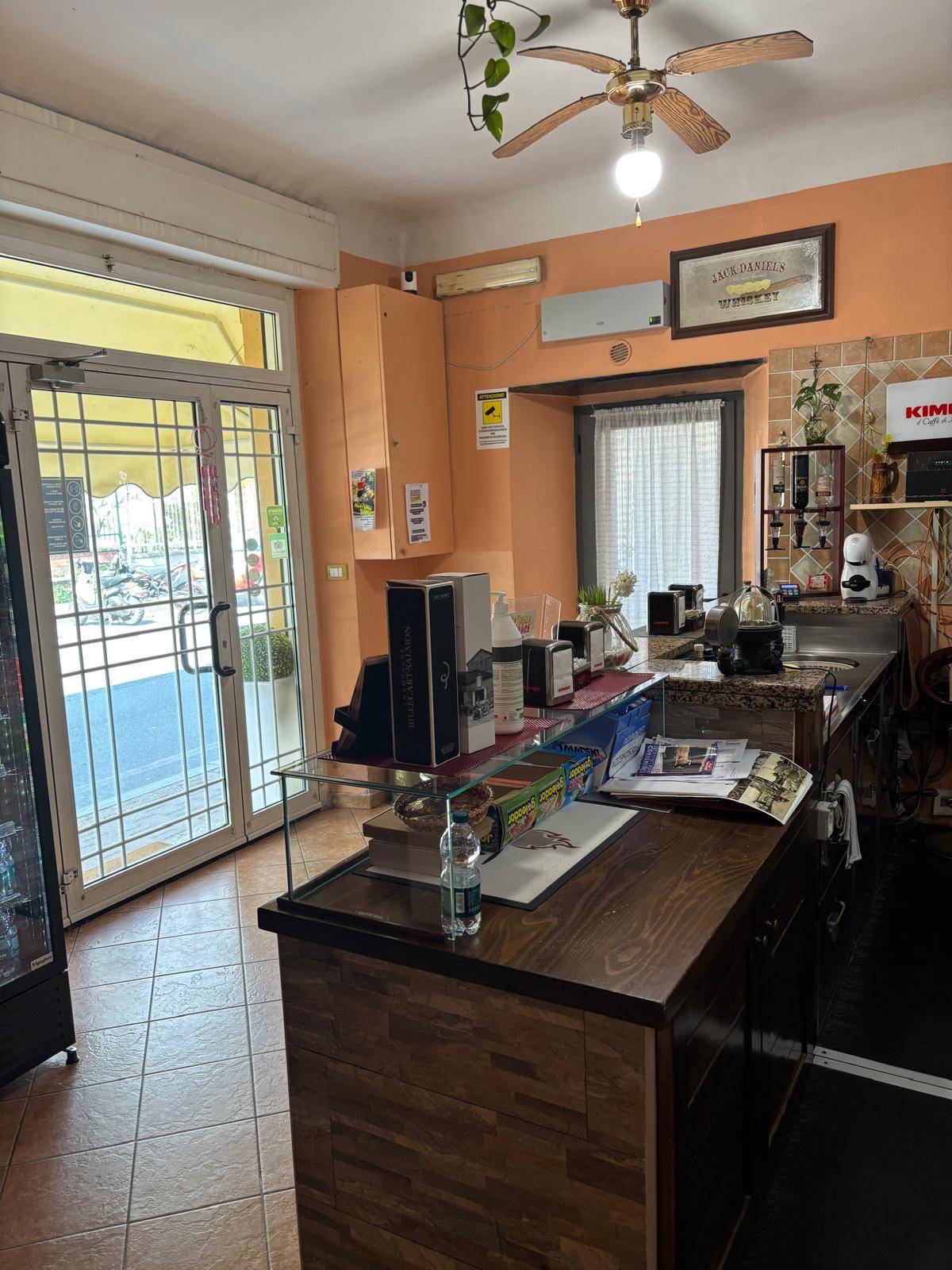 Fondo commerciale in vendita a Ronco Scrivia (GE)