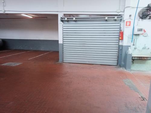 Box o garage in vendita a Genova