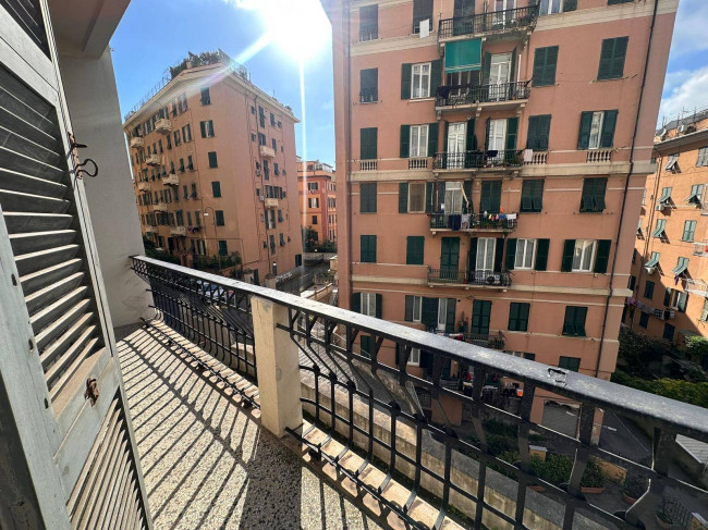 Appartamento in vendita a Genova