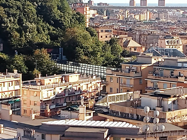 Appartamento in vendita a Genova
