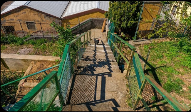 Casa semi indipendente in vendita a Genova