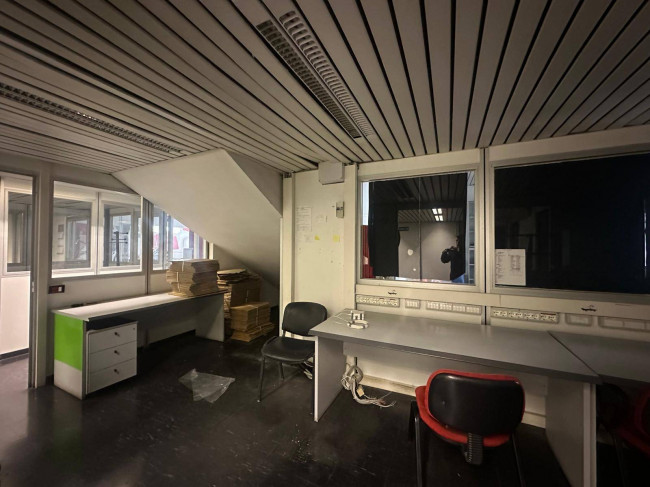 Magazzino in affitto/vendita a Genova