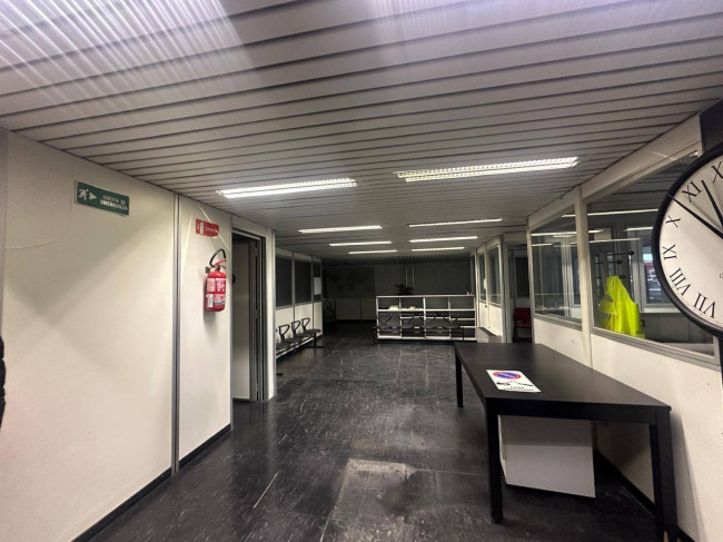 Magazzino in affitto/vendita a Genova