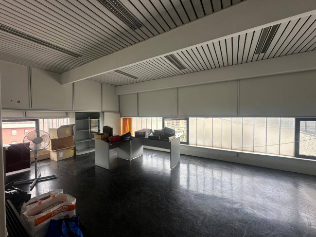 Magazzino in affitto/vendita a Genova
