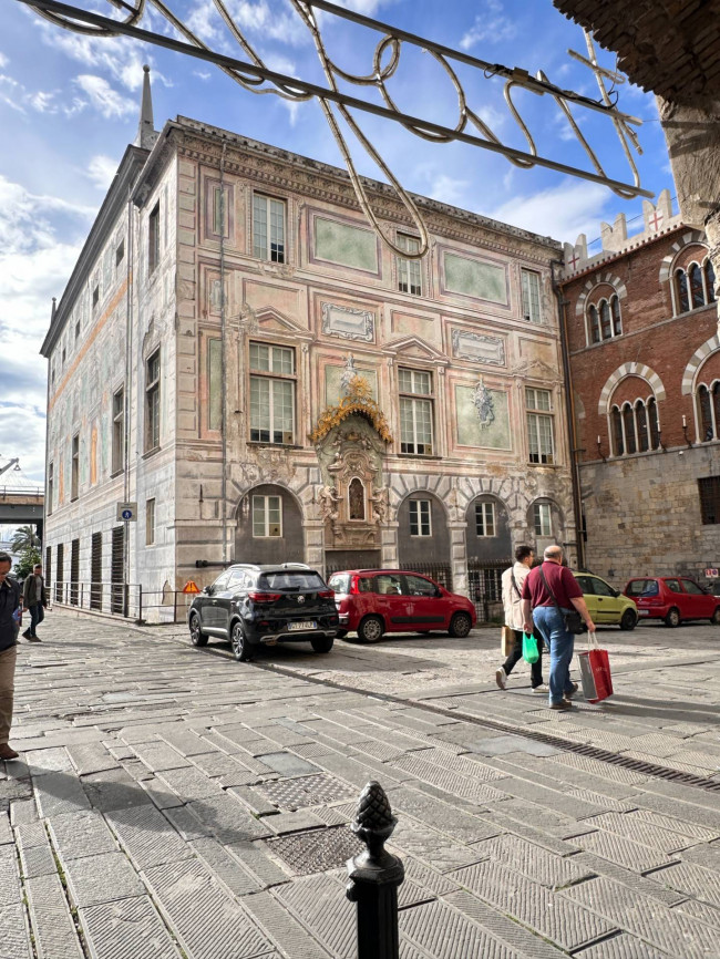 Appartamento in vendita a Genova