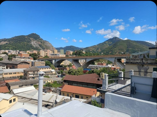 Appartamento in vendita a Genova