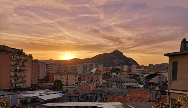 Casa semi indipendente in vendita a Genova