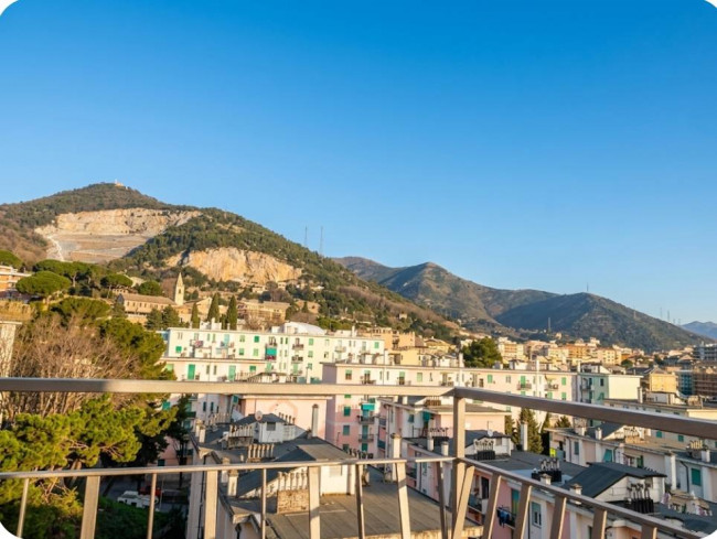 Appartamento in vendita a Genova