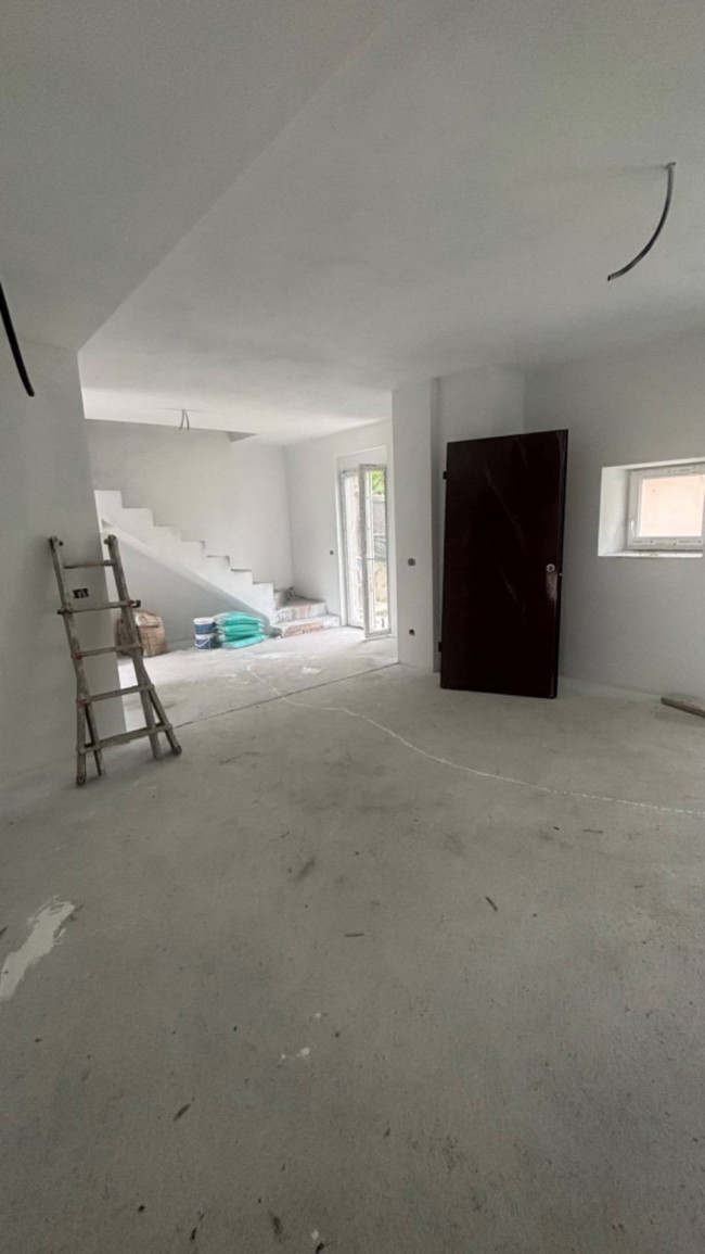 Casa semi indipendente in vendita a Genova