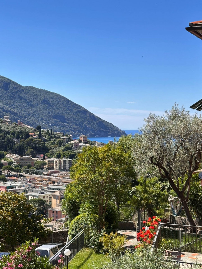 Appartamento in vendita a Recco