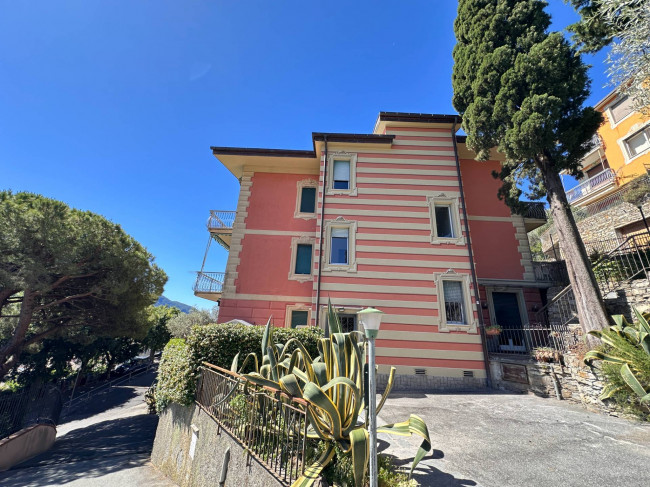 Appartamento in vendita a Recco