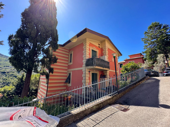 Appartamento in vendita a Recco