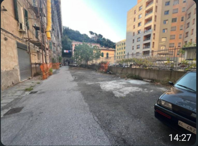 Locale commerciale in affitto/vendita a Genova