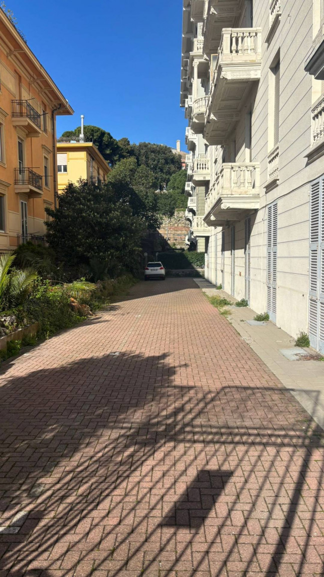 Studio/Ufficio in affitto a Genova