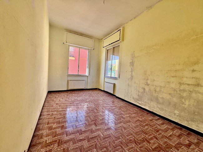  for sale in Genova