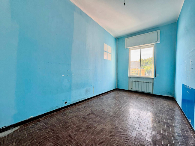  for sale in Genova