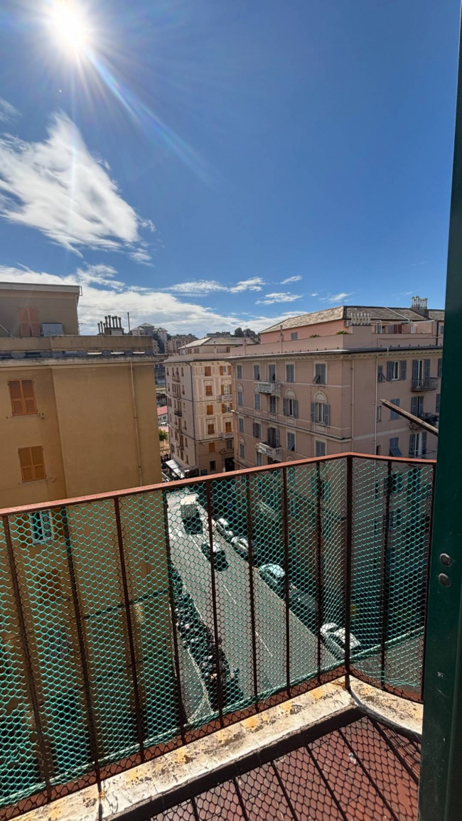Appartamento in vendita a Genova